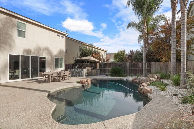 5352 Gladstone, Stockton, CA 95219