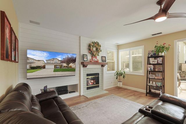 5352 Gladstone, Stockton, CA 95219