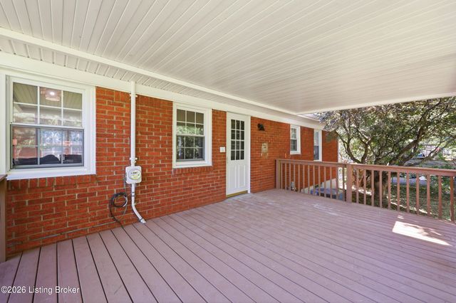 4313 Rockwood Dr, Louisville, KY 40220