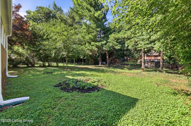 4313 Rockwood Dr, Louisville, KY 40220
