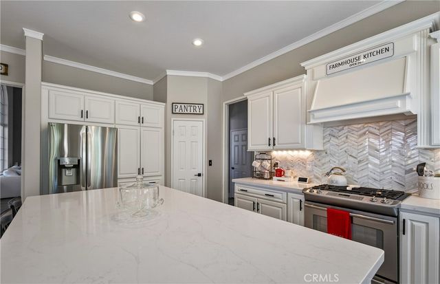 13596 Mesa Crest Drive, Yucaipa, CA 92399