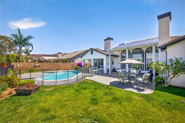 13596 Mesa Crest Drive, Yucaipa, CA 92399