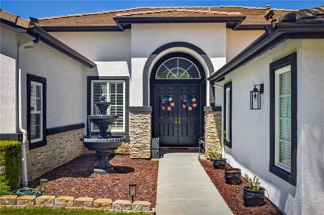 13596 Mesa Crest Drive, Yucaipa, CA 92399