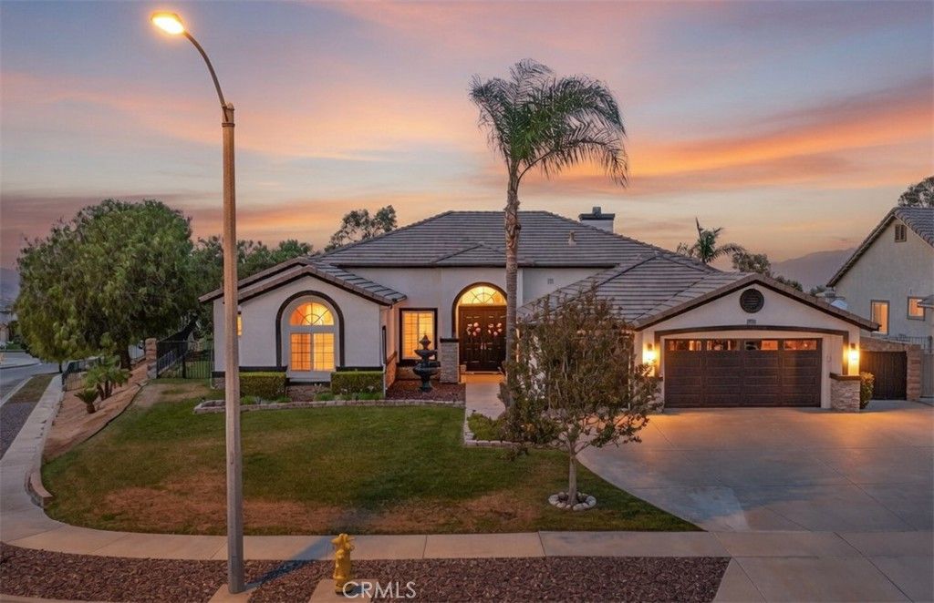 13596 Mesa Crest Drive, Yucaipa, CA 92399
