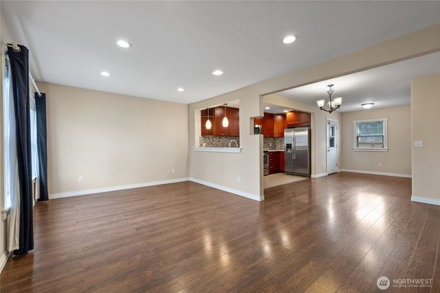 610 115th Street S, Tacoma, WA 98444