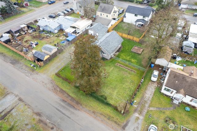 610 115th Street S, Tacoma, WA 98444