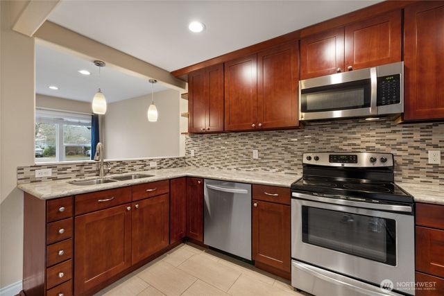 610 115th Street S, Tacoma, WA 98444