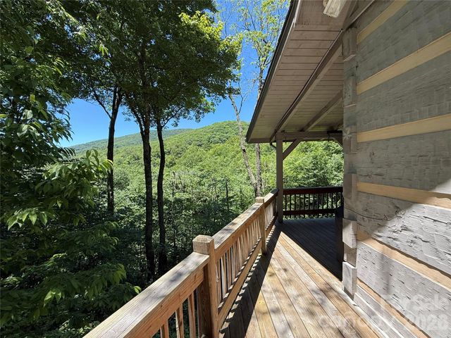 311 Copper Spur Drive, Maggie Valley, NC 28751