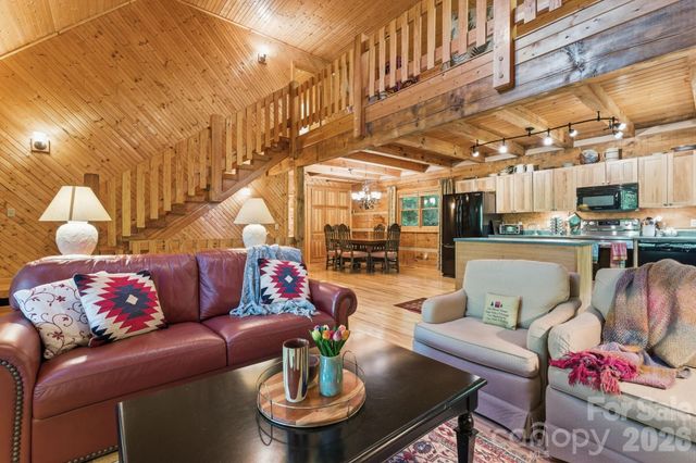 311 Copper Spur Drive, Maggie Valley, NC 28751