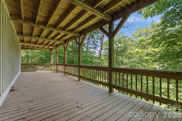 311 Copper Spur Drive, Maggie Valley, NC 28751