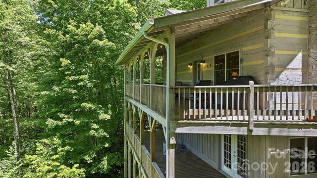 311 Copper Spur Drive, Maggie Valley, NC 28751