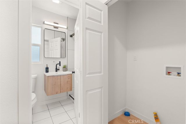 5981 Pickford Street, Los Angeles, CA 90035