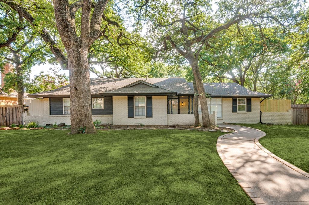 2020 Mill Creek Drive, Arlington, TX 76010