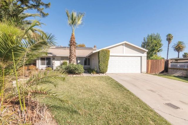 460 E 2nd, Rialto, CA 92376