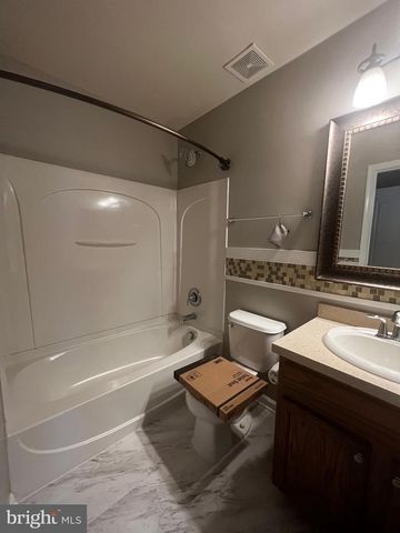 7738 TIMBERCROSS LN, Glen Burnie, MD 21060