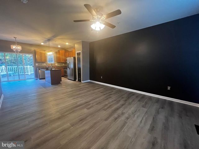 7738 TIMBERCROSS LN, Glen Burnie, MD 21060