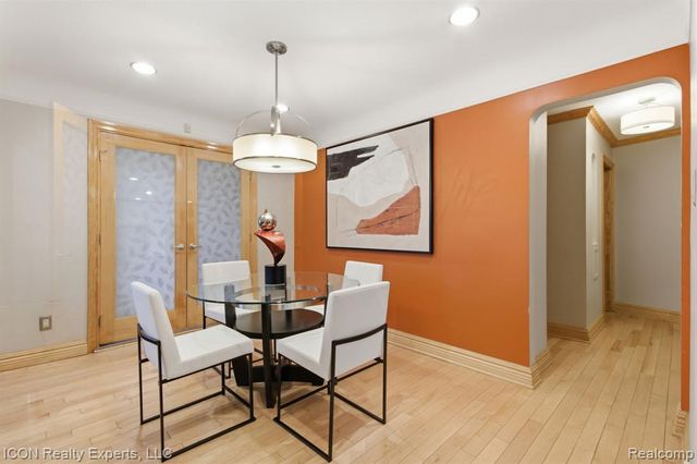 18405 Westover Avenue, Southfield, MI 48075