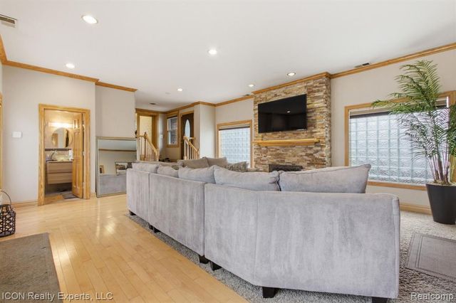 18405 Westover Avenue, Southfield, MI 48075