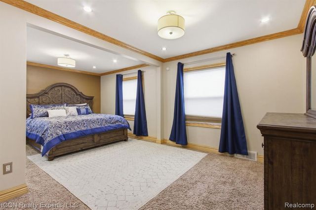 18405 Westover Avenue, Southfield, MI 48075