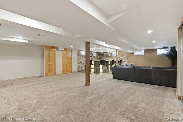 18405 Westover Avenue, Southfield, MI 48075