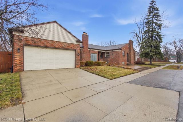 18405 Westover Avenue, Southfield, MI 48075