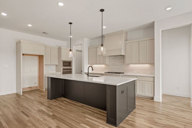 5029 Round Rock Drive, Aledo, TX 76008