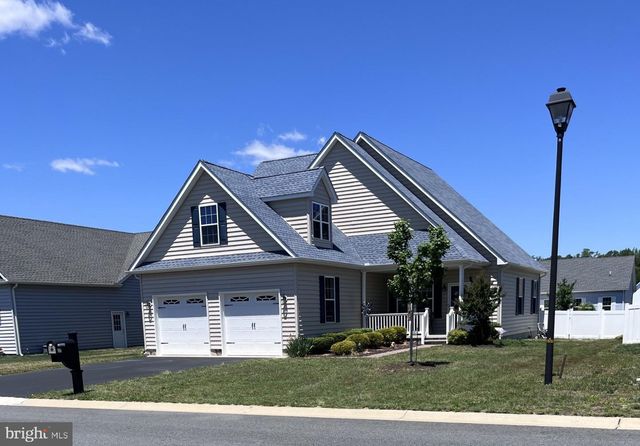 37 PONDS EDGE DR, Felton, DE 19943