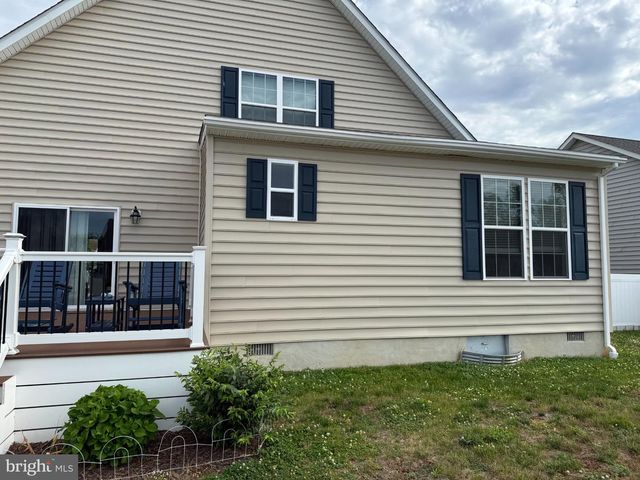 37 PONDS EDGE DR, Felton, DE 19943