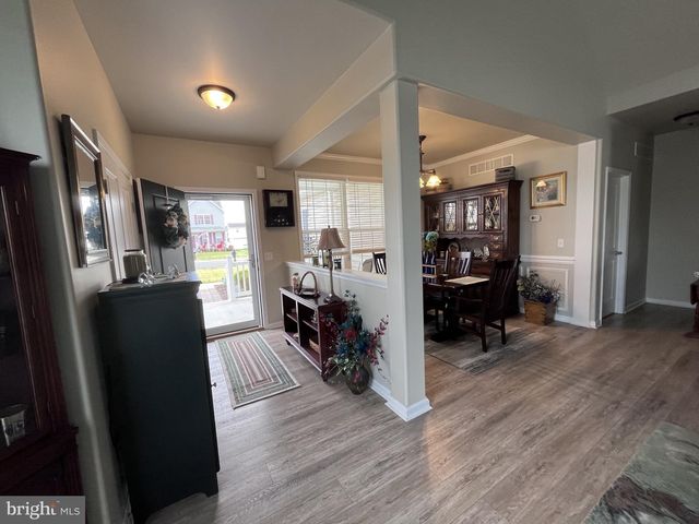 37 PONDS EDGE DR, Felton, DE 19943