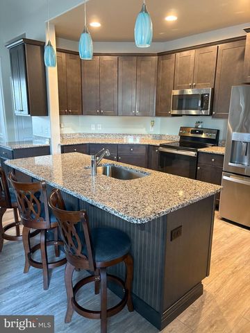 37 PONDS EDGE DR, Felton, DE 19943