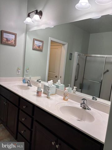 37 PONDS EDGE DR, Felton, DE 19943