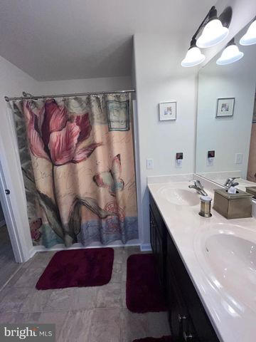 37 PONDS EDGE DR, Felton, DE 19943