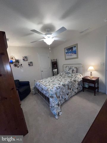 37 PONDS EDGE DR, Felton, DE 19943