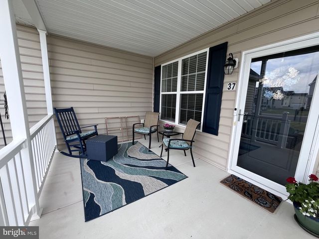 37 PONDS EDGE DR, Felton, DE 19943