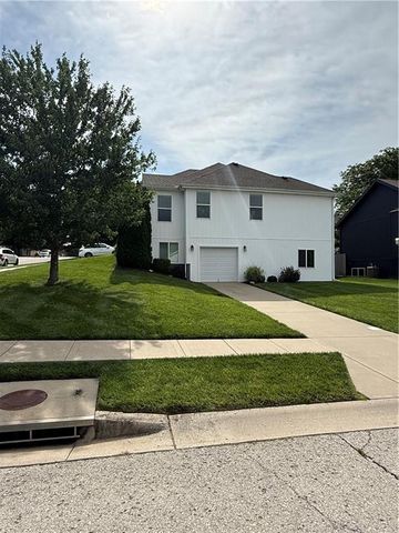 3704 NW Windburn Drive, Blue Springs, MO 64015