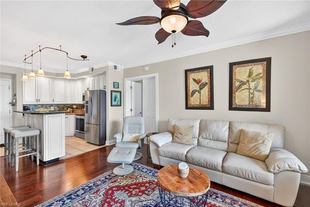 2825 Palm Beach BLVD 409, Fort Myers, FL 33916