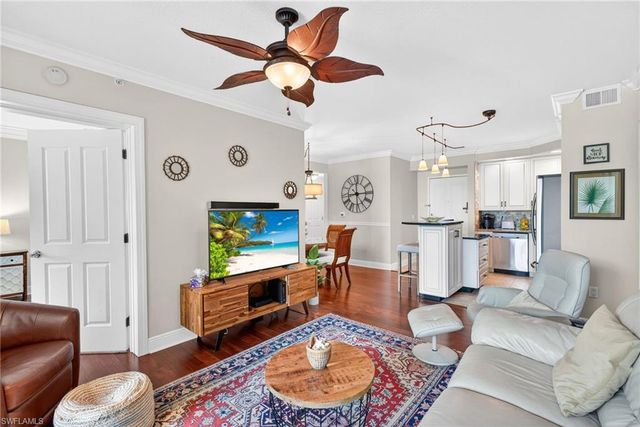 2825 Palm Beach BLVD 409, Fort Myers, FL 33916