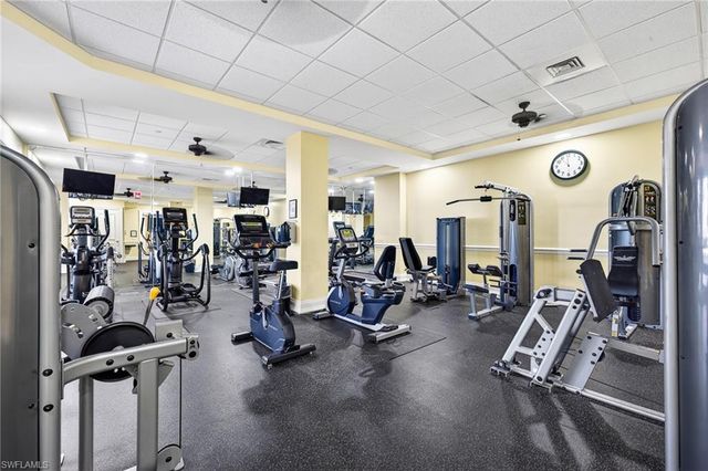 2825 Palm Beach BLVD 409, Fort Myers, FL 33916