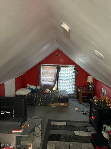 676 Kipling Street, Akron, OH 44306