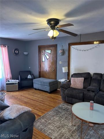 676 Kipling Street, Akron, OH 44306