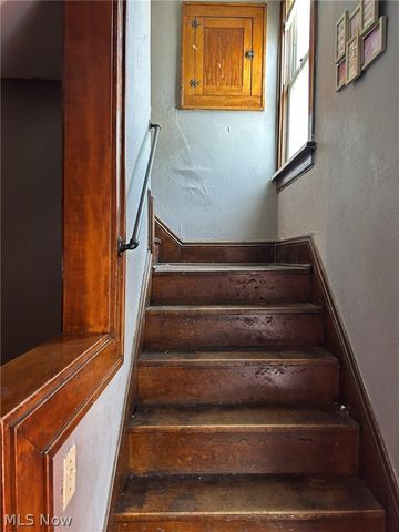 676 Kipling Street, Akron, OH 44306