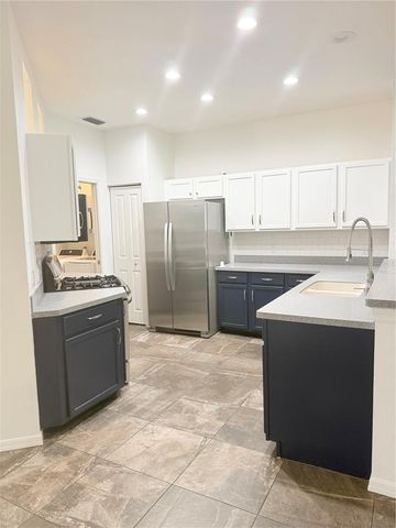 6607 MEANDERING WAY, Bradenton, FL 34202