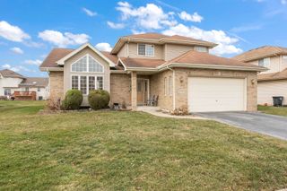 18020 Charlotte Drive, Lansing, IL 60438