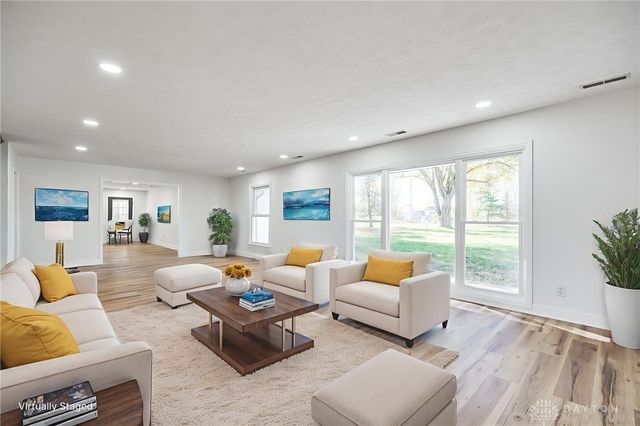 9550 Paragon Road, Dayton, OH 45458