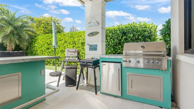 10921 Passage Way, Parkland, FL 33076