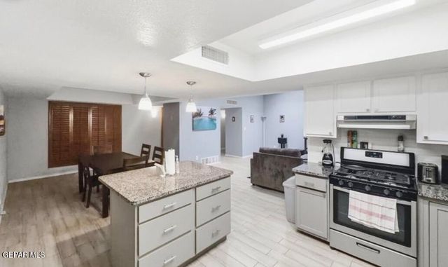 11324 TOM ULOZAS Drive, El Paso, TX 79936