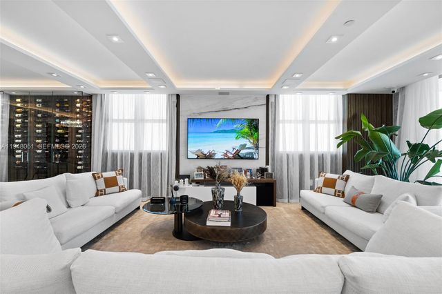 3301 NE 183rd St 2001, Aventura, FL 33160