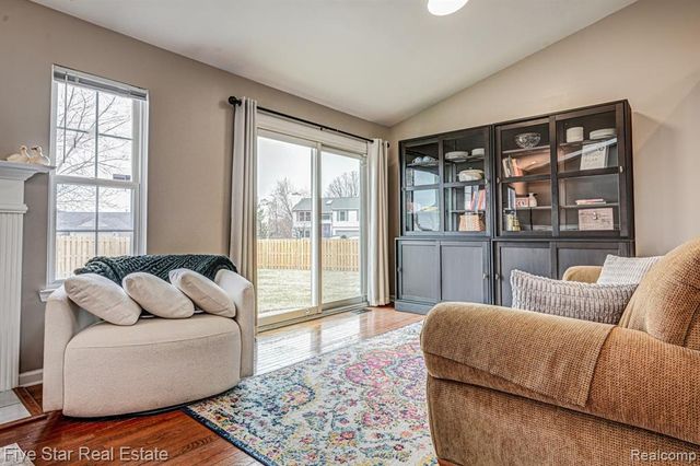 7511 Bermuda Dunes, Ypsilanti, MI 48197