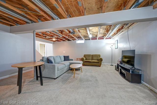 7511 Bermuda Dunes, Ypsilanti, MI 48197