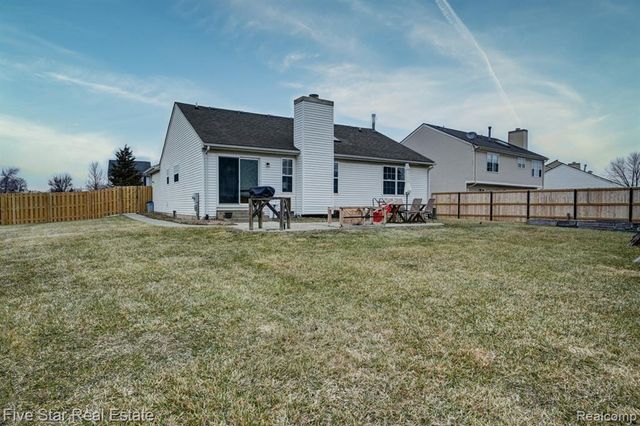 7511 Bermuda Dunes, Ypsilanti, MI 48197